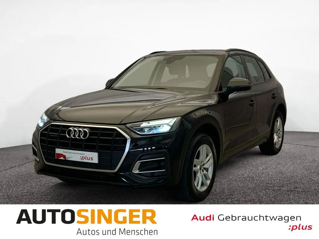 Photo 1 : Audi Q5 2021 Hybride