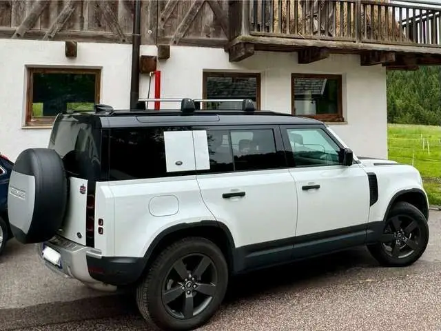 Photo 1 : Land Rover Defender 2020 Diesel