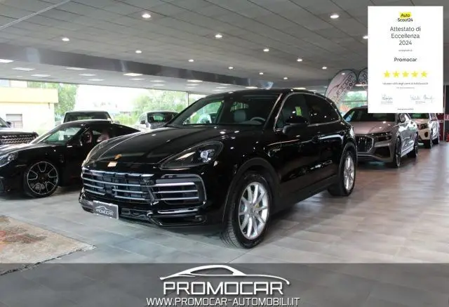 Photo 1 : Porsche Cayenne 2019 Hybride