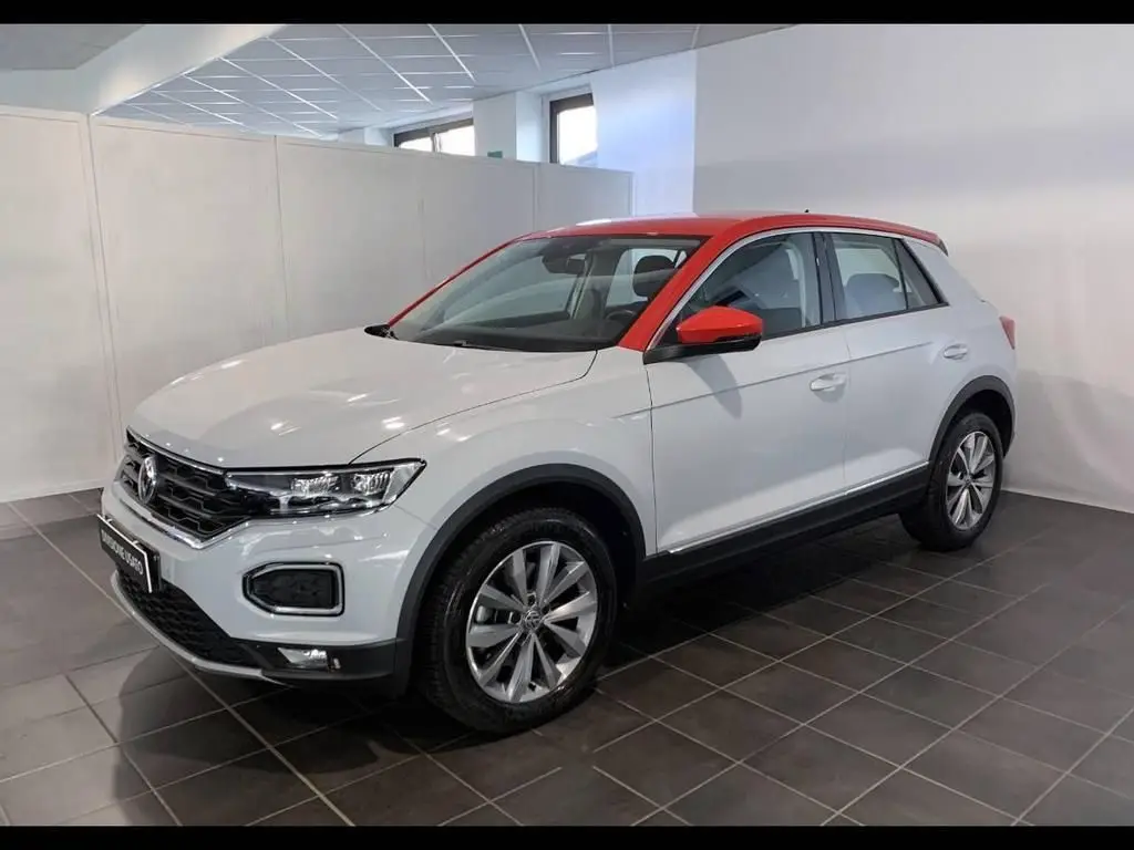 Photo 1 : Volkswagen T-roc 2018 Essence