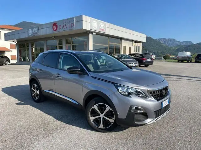 Photo 1 : Peugeot 3008 2018 Diesel