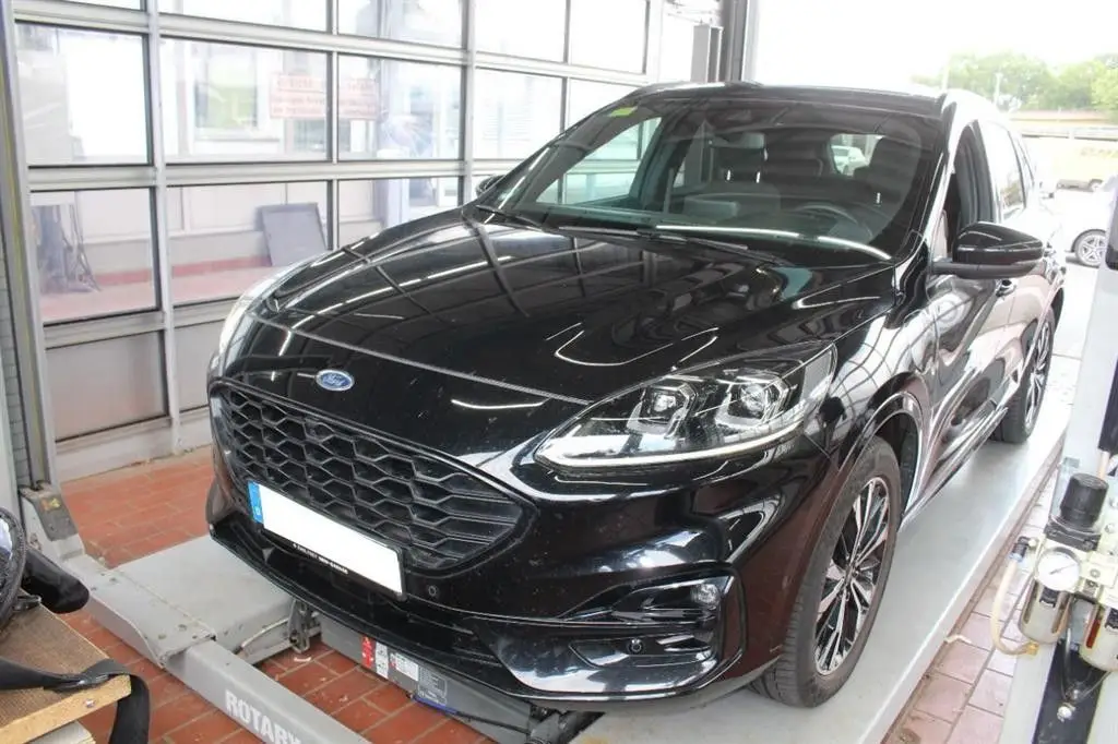 Photo 1 : Ford Kuga 2021 Hybrid