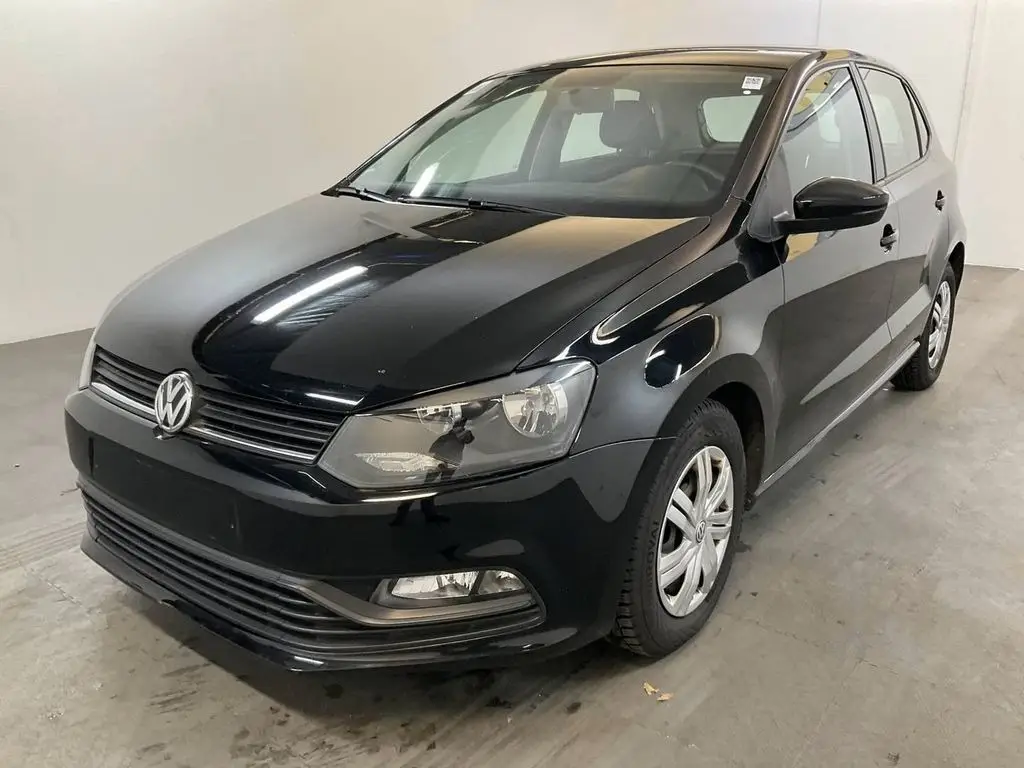 Photo 1 : Volkswagen Polo 2017 Petrol