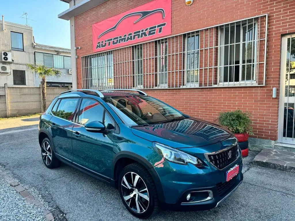 Photo 1 : Peugeot 2008 2016 Essence