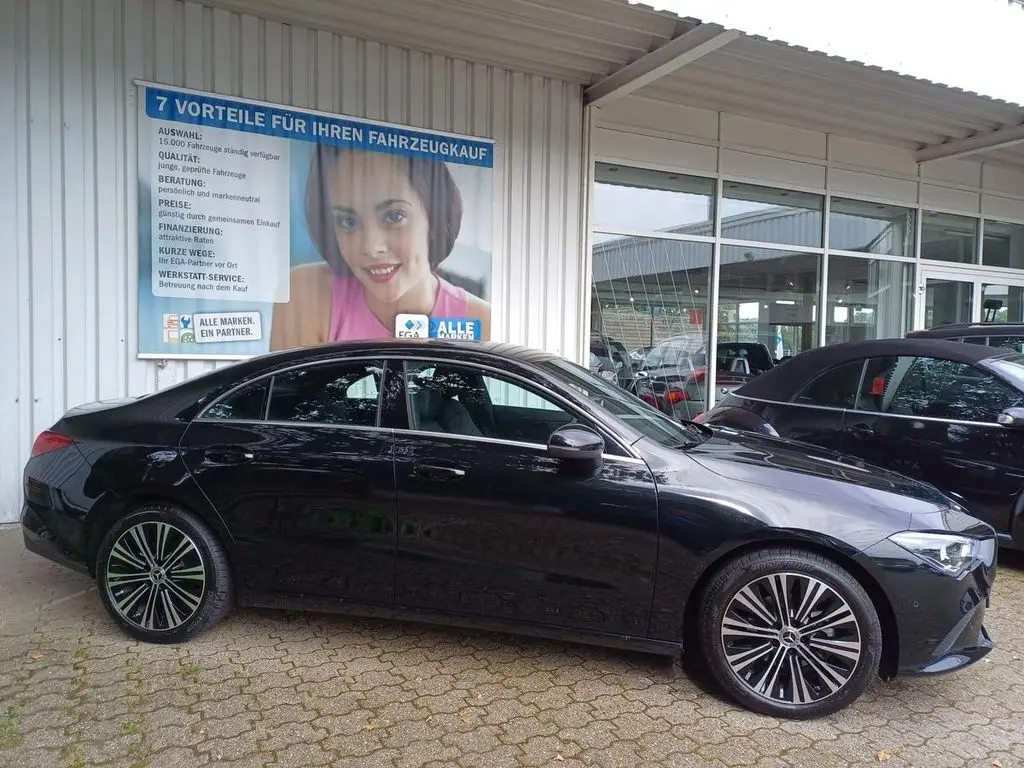 Photo 1 : Mercedes-benz Classe Cla 2023 Essence