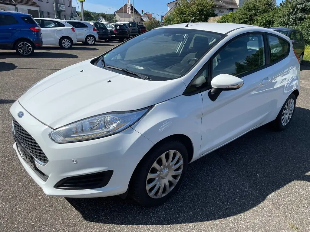 Photo 1 : Ford Fiesta 2017 Petrol