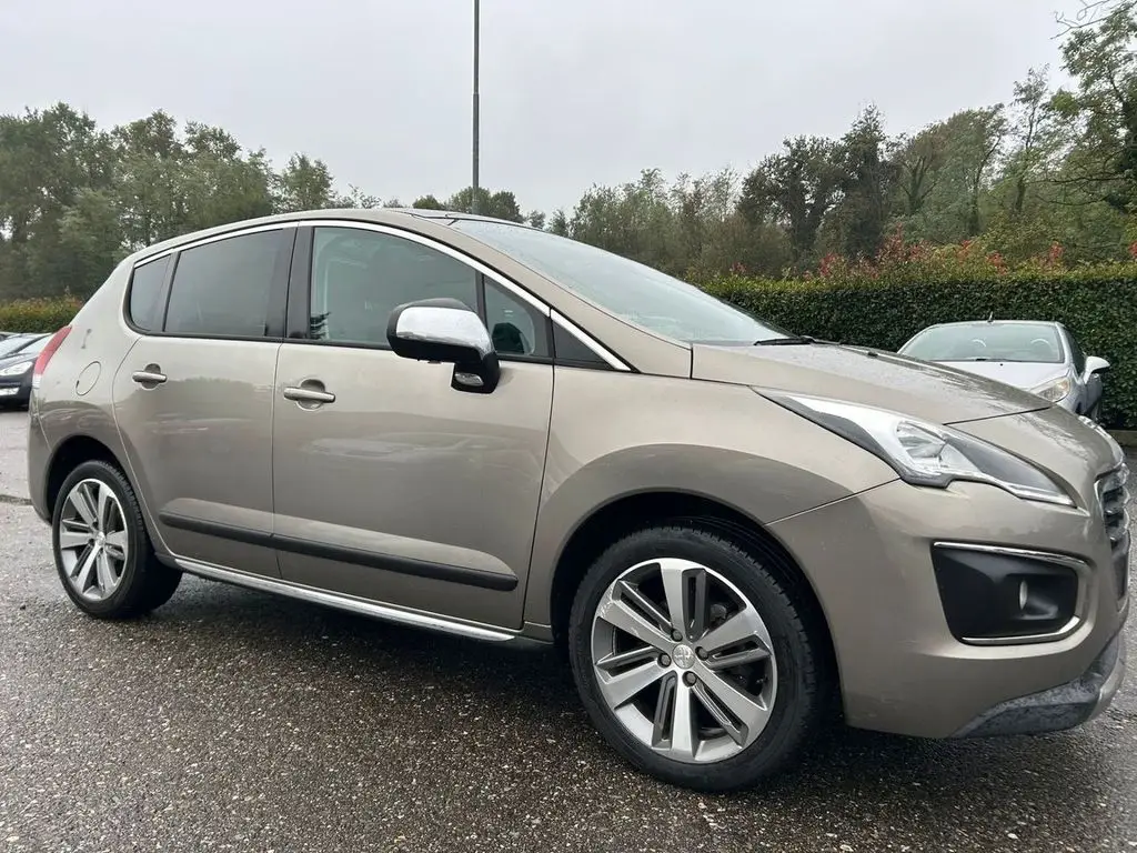 Photo 1 : Peugeot 3008 2015 Diesel