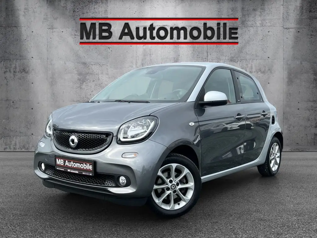 Photo 1 : Smart Forfour 2017 Essence