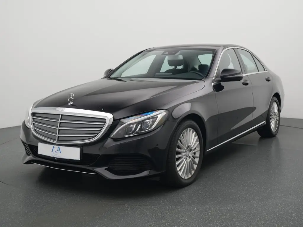 Photo 1 : Mercedes-benz Classe C 2016 Petrol