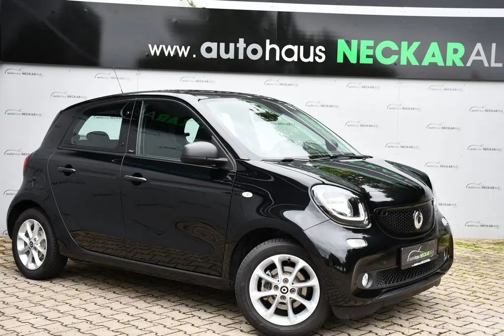 Photo 1 : Smart Forfour 2019 Petrol