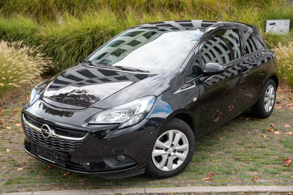 Photo 1 : Opel Corsa 2015 Petrol