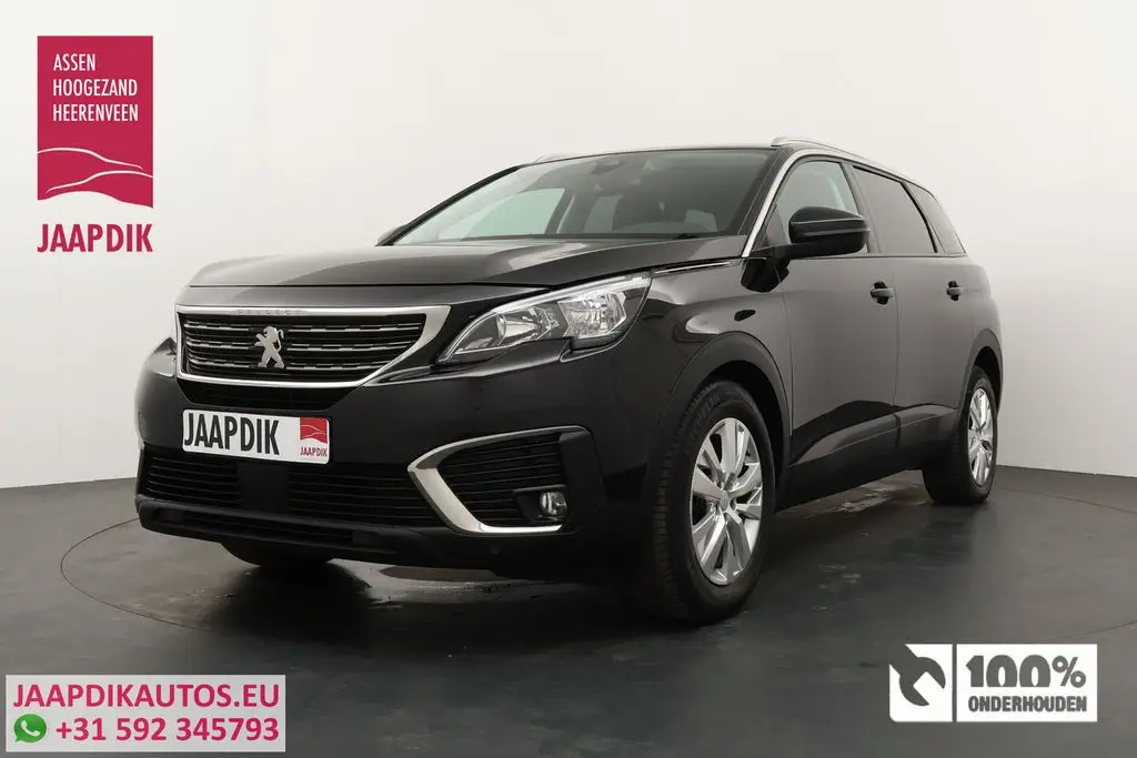 Photo 1 : Peugeot 5008 2019 Essence