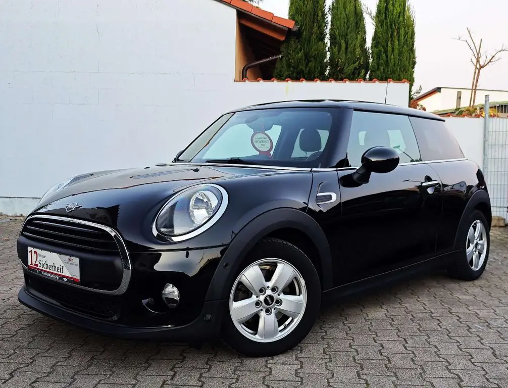 Photo 1 : Mini One 2018 Petrol