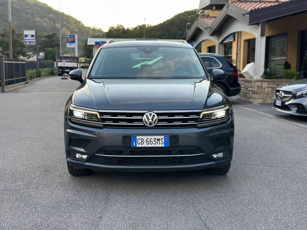 Photo 1 : Volkswagen Tiguan 2020 Diesel