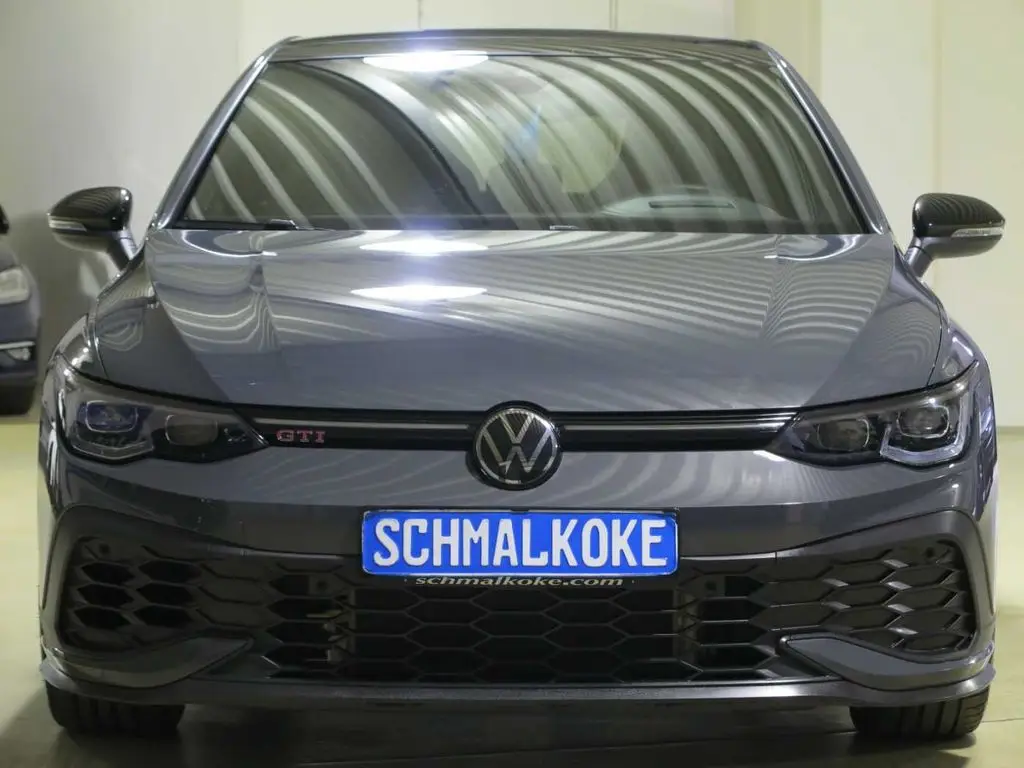 Photo 1 : Volkswagen Golf 2023 Petrol