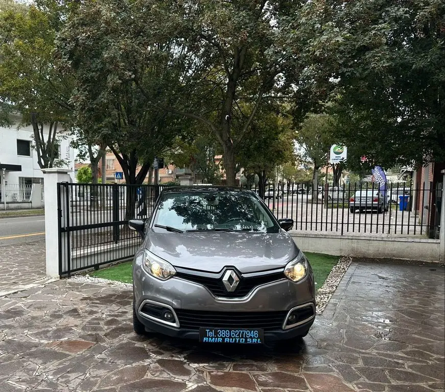 Photo 1 : Renault Captur 2017 Diesel