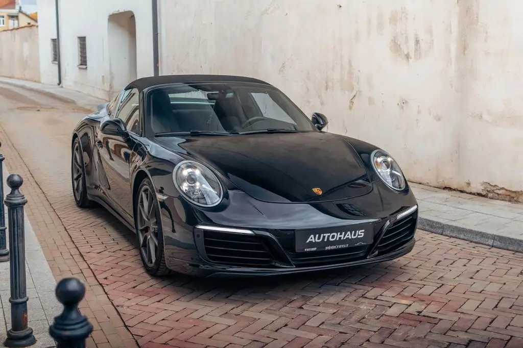 Photo 1 : Porsche 991 2019 Petrol