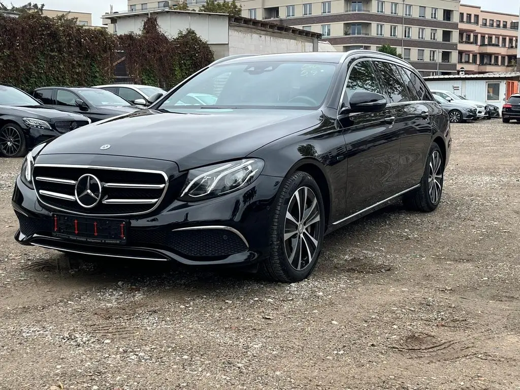 Photo 1 : Mercedes-benz Classe E 2019 Hybride