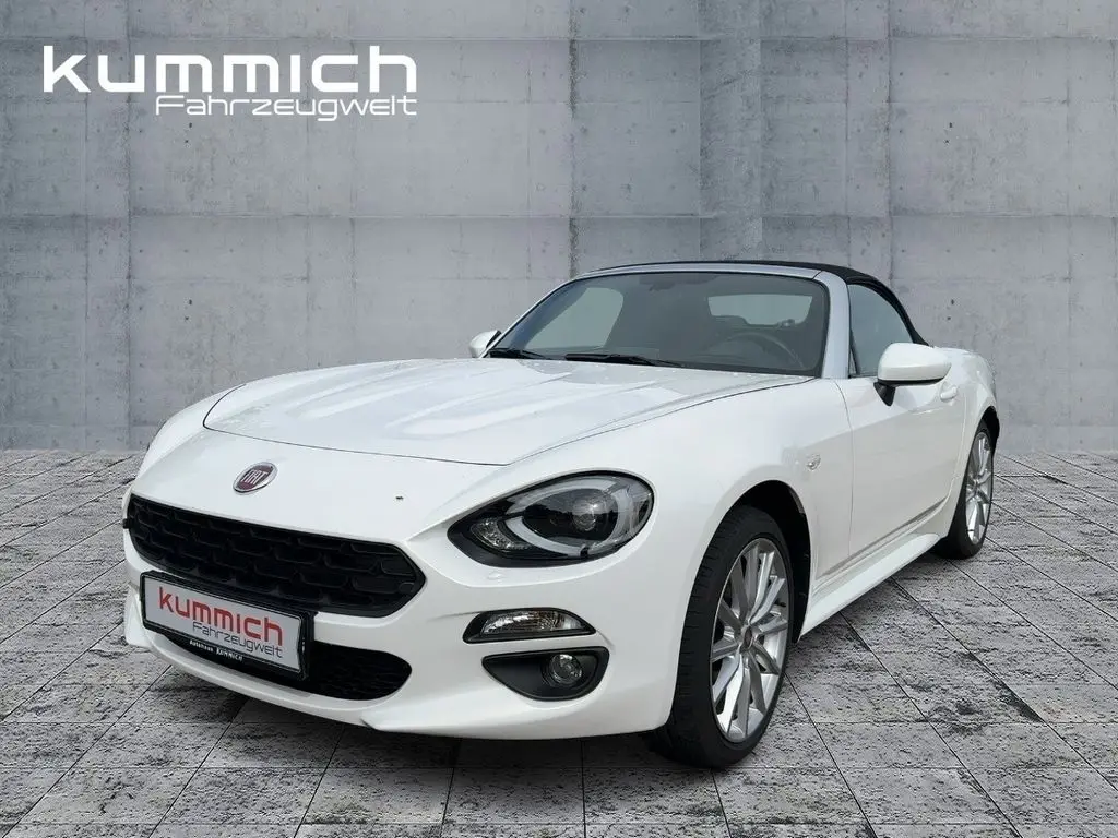 Photo 1 : Fiat 124 Spider 2017 Essence