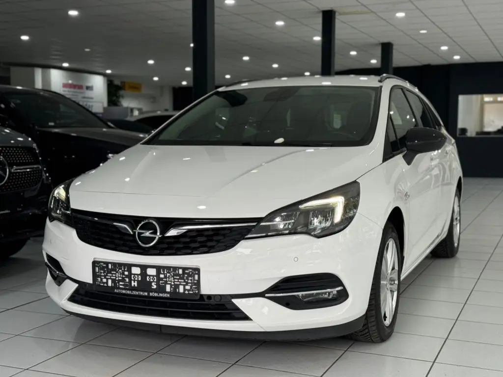 Photo 1 : Opel Astra 2021 Diesel