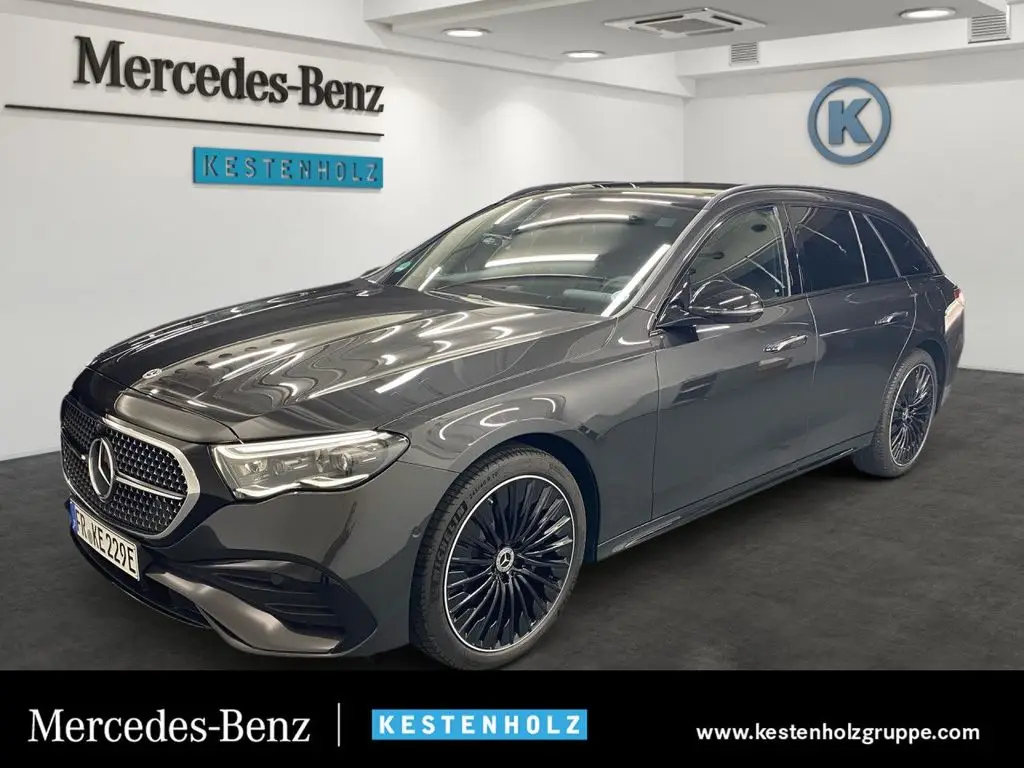 Photo 1 : Mercedes-benz Classe E 2024 Hybrid