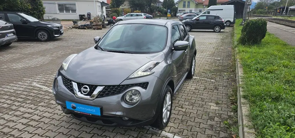 Photo 1 : Nissan Juke 2017 Petrol