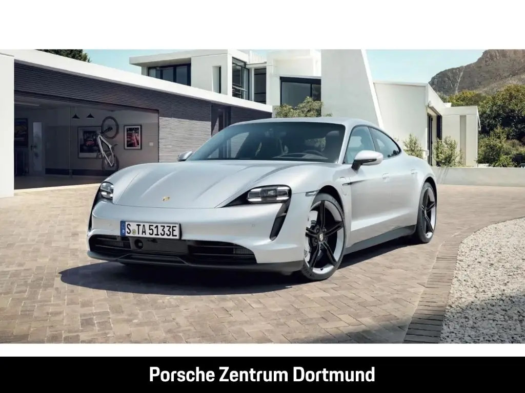 Photo 1 : Porsche Taycan 2021 Non renseigné