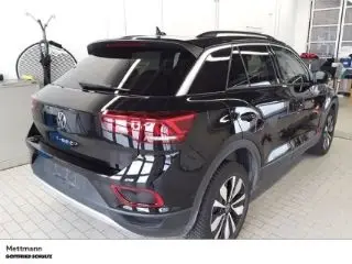 Photo 1 : Volkswagen T-roc 2023 Essence