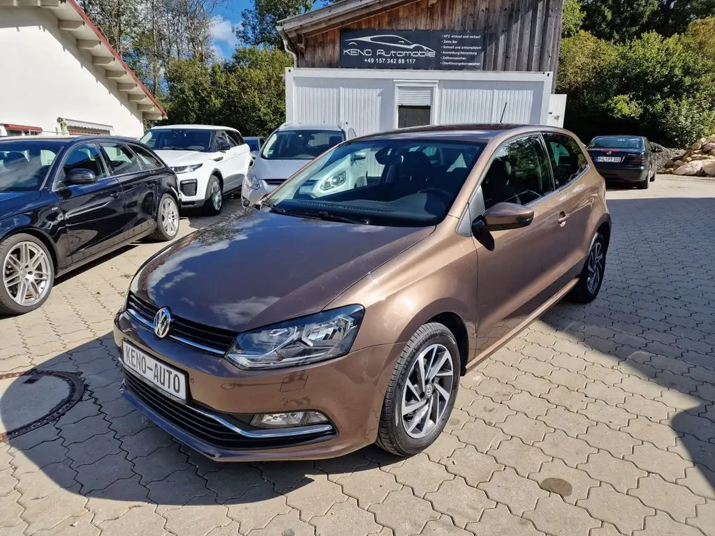 Photo 1 : Volkswagen Polo 2017 Petrol