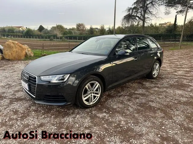 Photo 1 : Audi A4 2016 Diesel