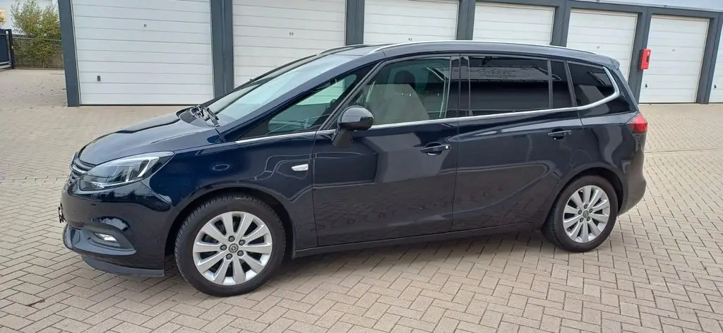 Photo 1 : Opel Zafira 2019 Diesel