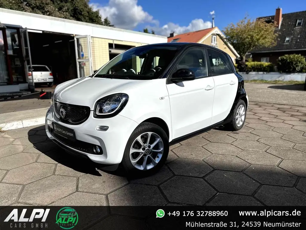 Photo 1 : Smart Forfour 2015 Petrol