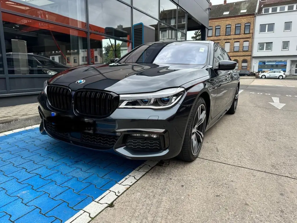 Photo 1 : Bmw Serie 7 2017 Diesel