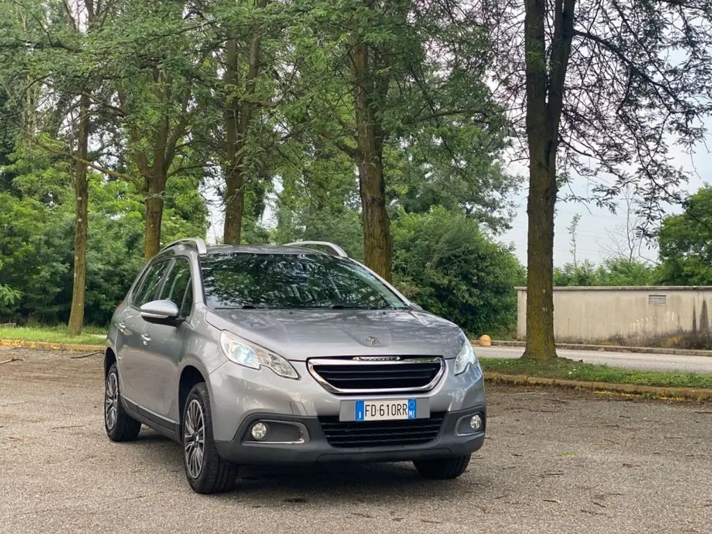 Photo 1 : Peugeot 2008 2016 Essence