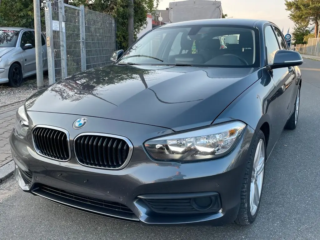 Photo 1 : Bmw Serie 1 2018 Petrol