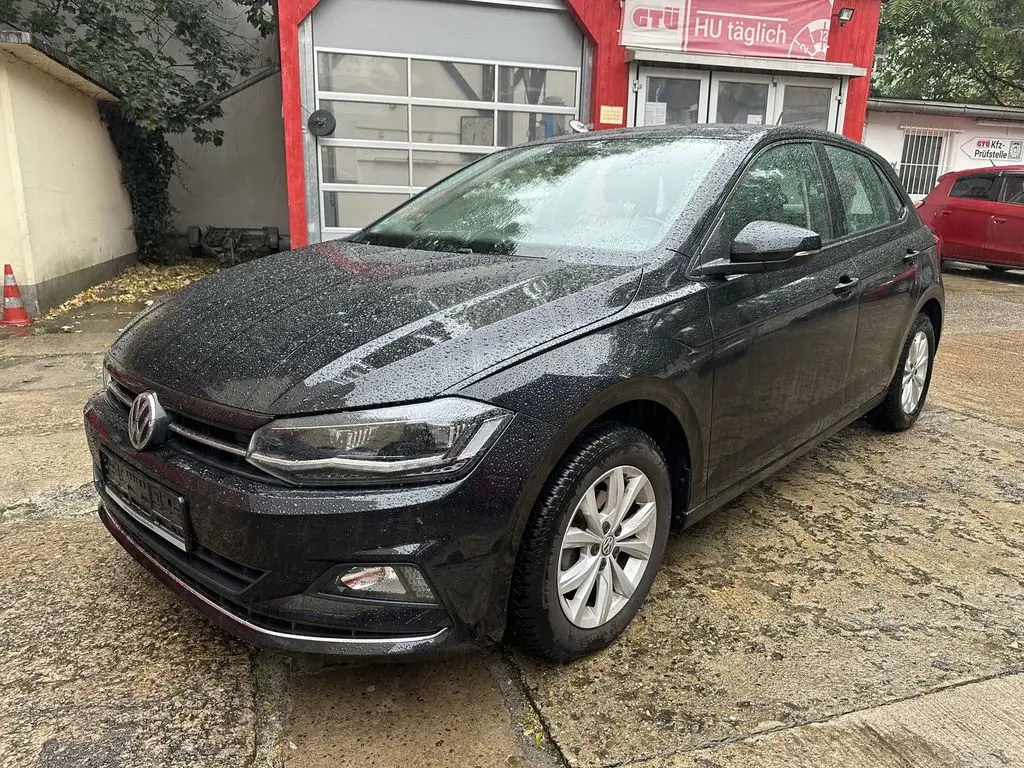 Photo 1 : Volkswagen Polo 2018 Petrol