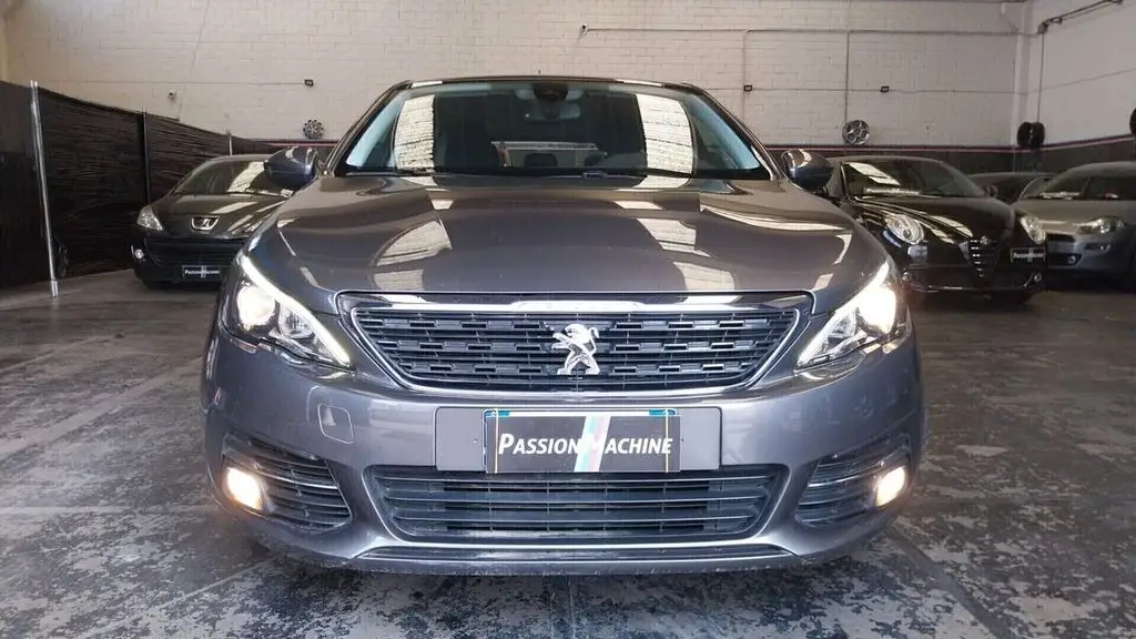 Photo 1 : Peugeot 308 2019 Diesel