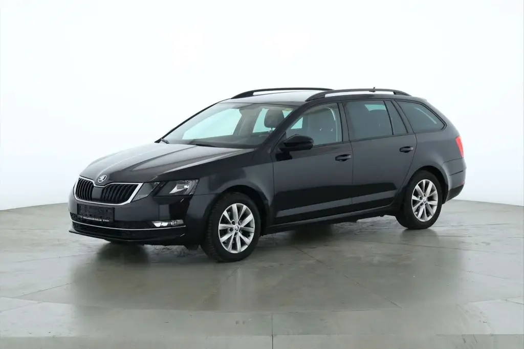 Photo 1 : Skoda Octavia 2019 Petrol