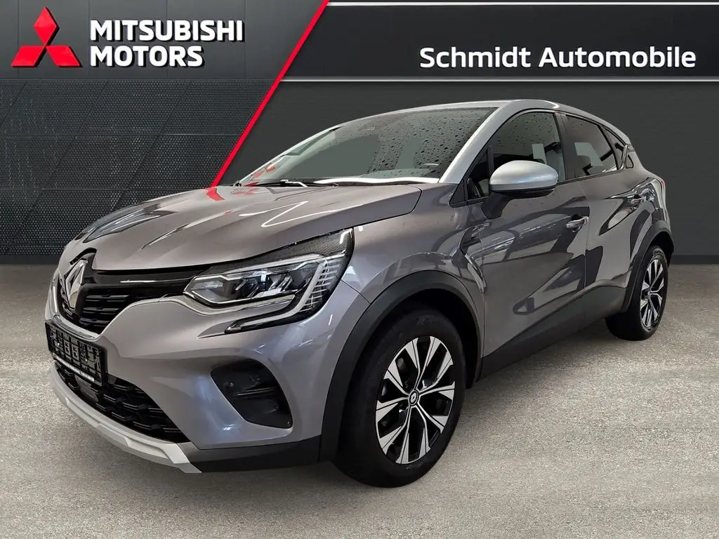 Photo 1 : Renault Captur 2023 Essence