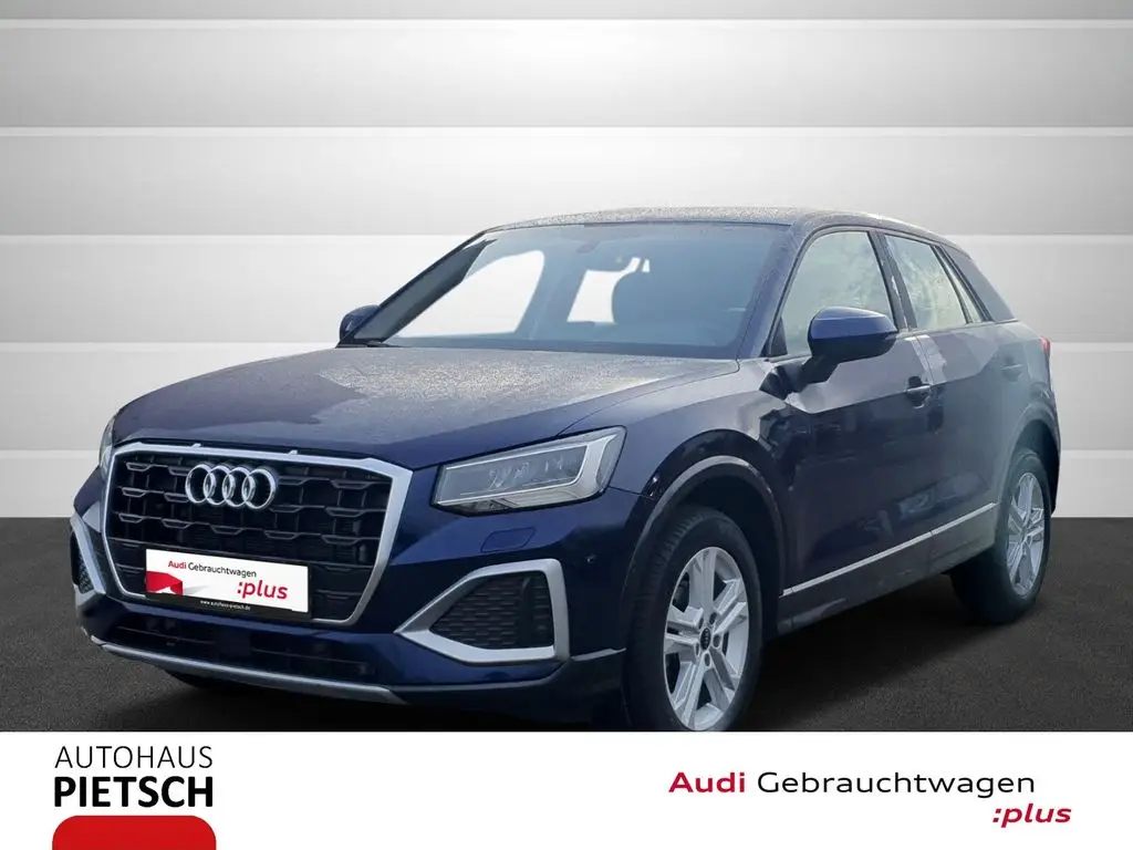 Photo 1 : Audi Q2 2023 Petrol