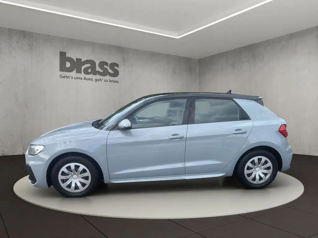 Photo 1 : Audi A1 2021 Essence