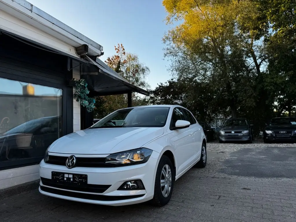 Photo 1 : Volkswagen Polo 2020 Petrol