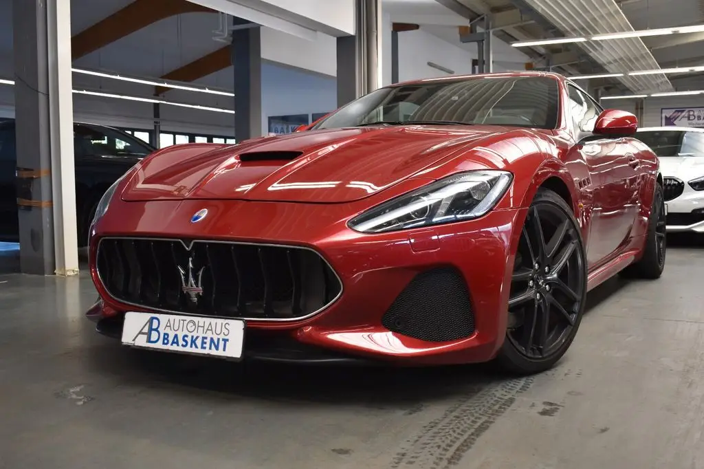 Photo 1 : Maserati Granturismo 2018 Petrol