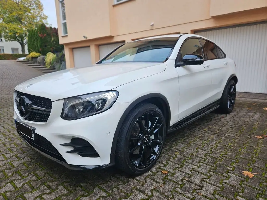 Photo 1 : Mercedes-benz Classe Glc 2017 Petrol