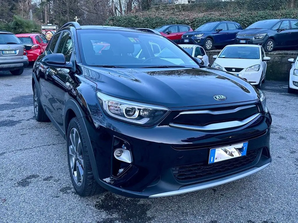 Photo 1 : Kia Stonic 2019 Petrol