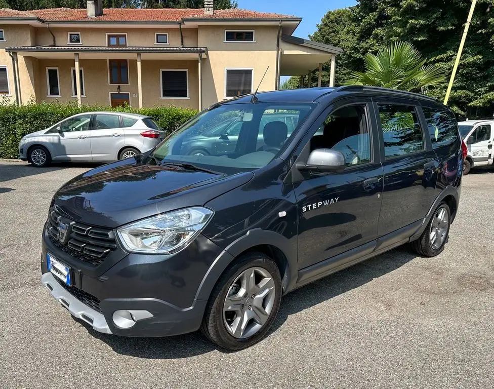 Photo 1 : Dacia Lodgy 2021 Diesel