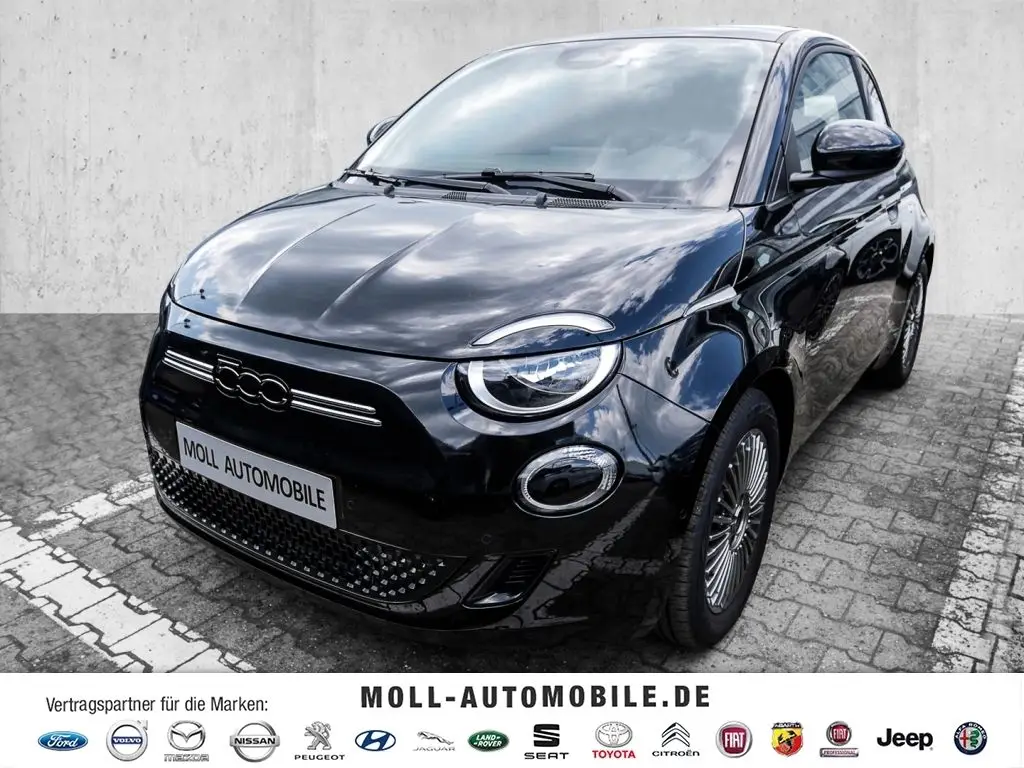 Photo 1 : Fiat 500 2023 Non renseigné