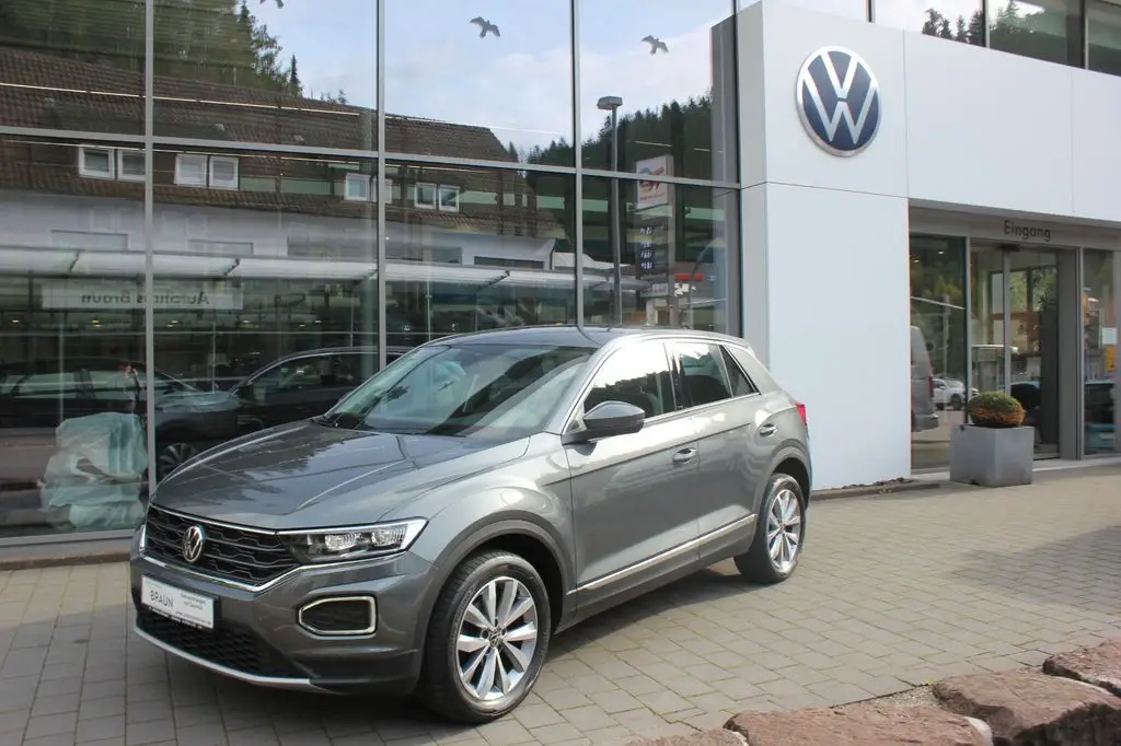 Photo 1 : Volkswagen T-roc 2021 Petrol