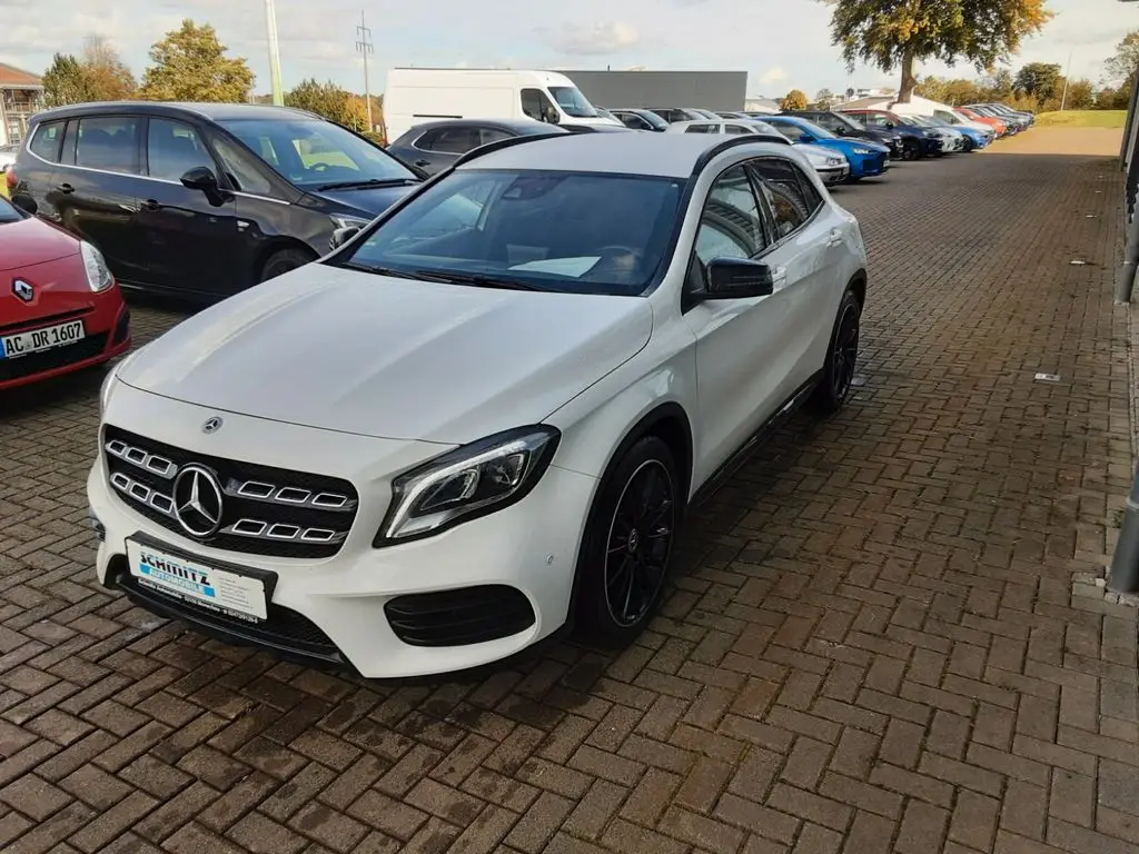 Photo 1 : Mercedes-benz Classe Gla 2019 Petrol