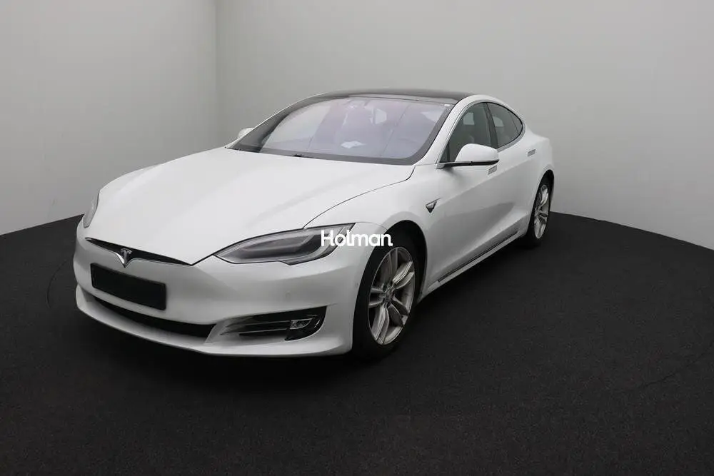 Photo 1 : Tesla Model S 2020 Non renseigné